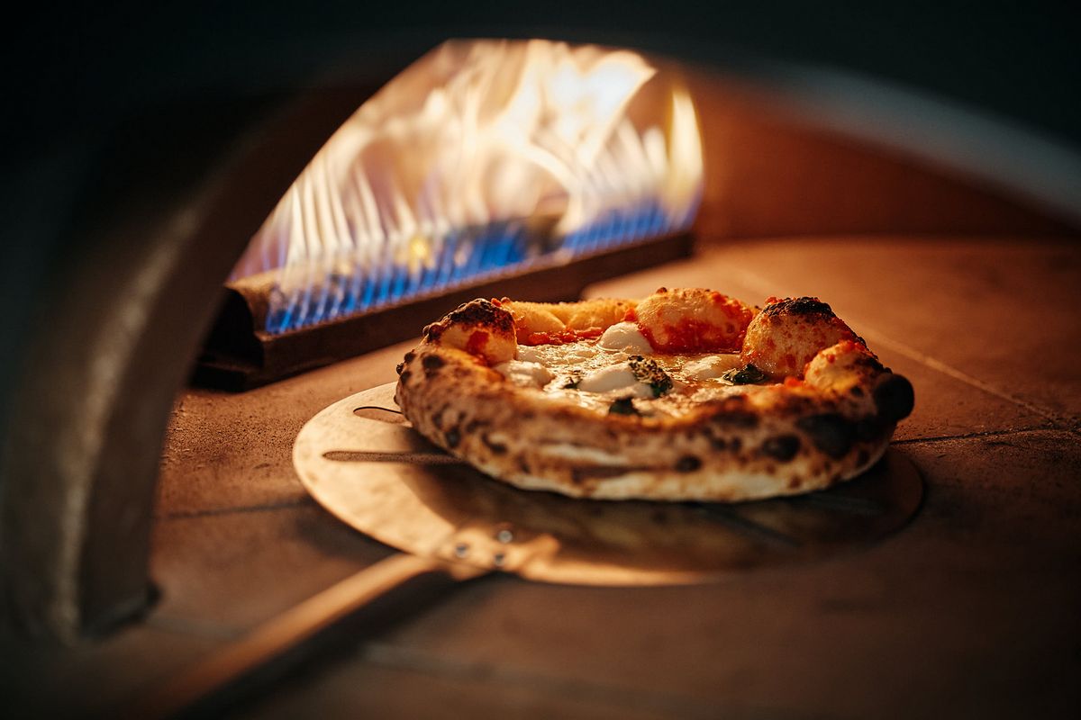 트웰브 키친에서 먹을수 있는 화덕 피자