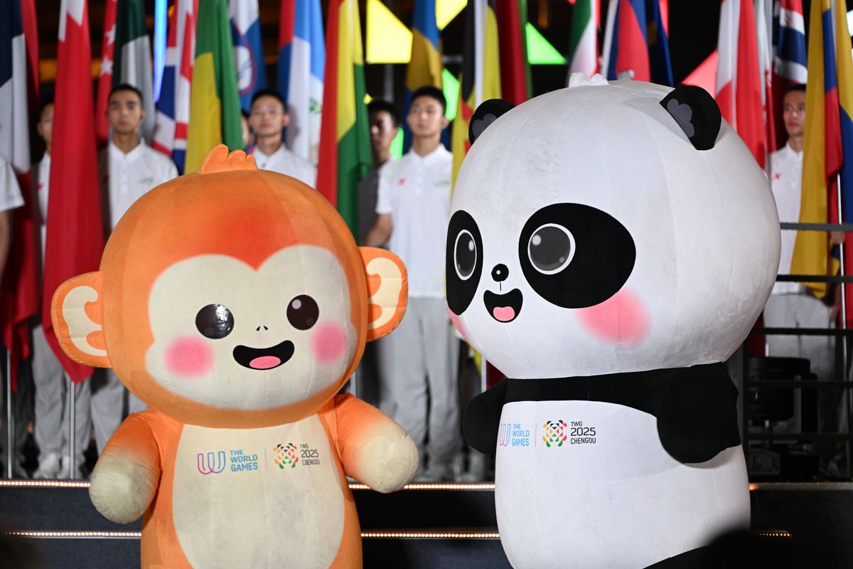 2025 청두 월드게임스 공식 마스코트 '진짜이'와 '수바오'