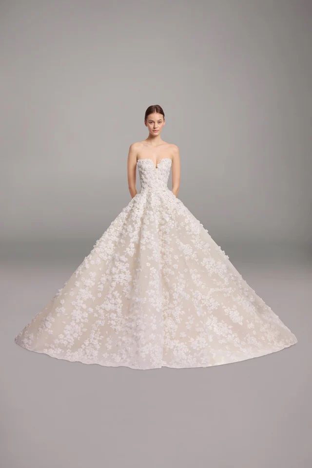 ELIE SAAB Bridal Spring 2026 Look2 약 4천 2백 26만원 대