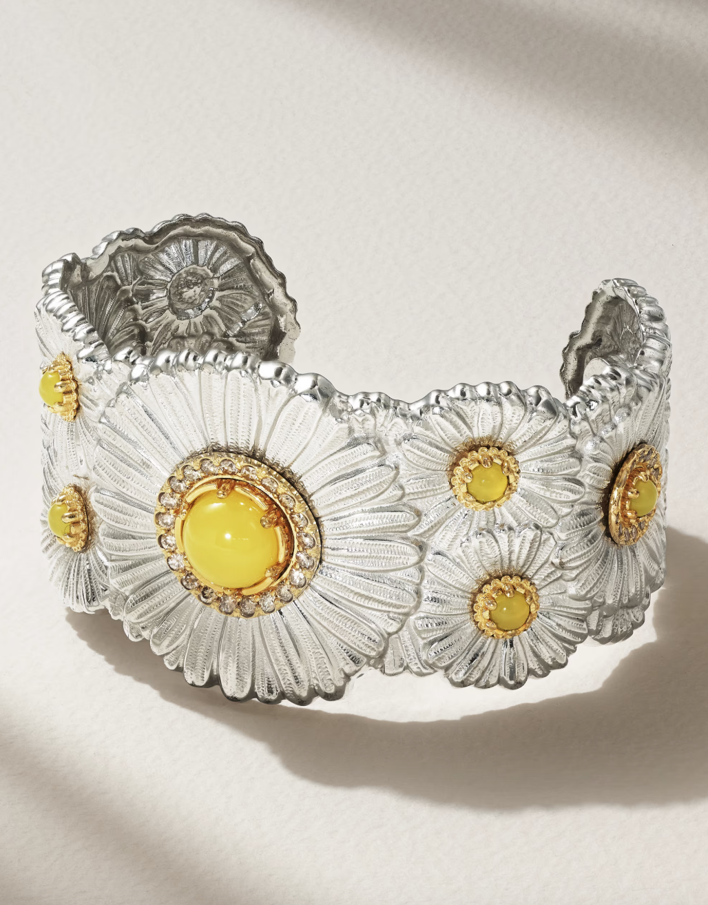 부첼라티 데이지 실버 다이아몬드 커프 802만원대 