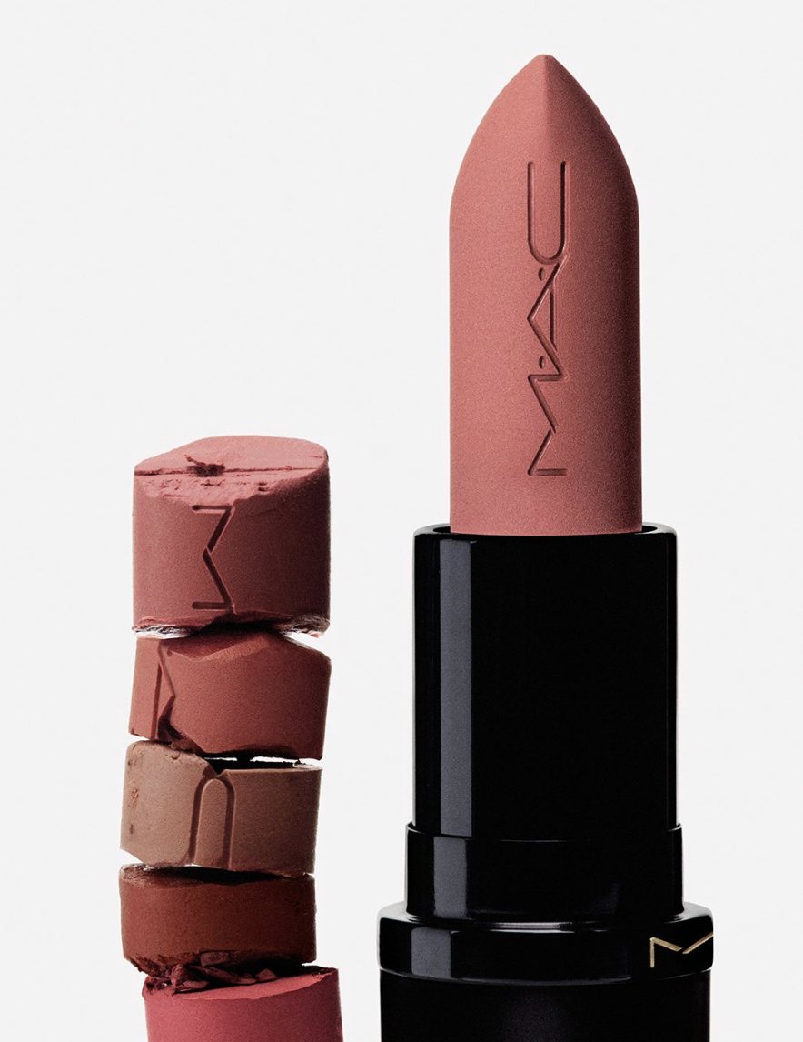 맥 파우더 키스 헤이지 매트 립스틱 912 테이큰 4만2천원(출처: 브랜드 공식 홈페이지)