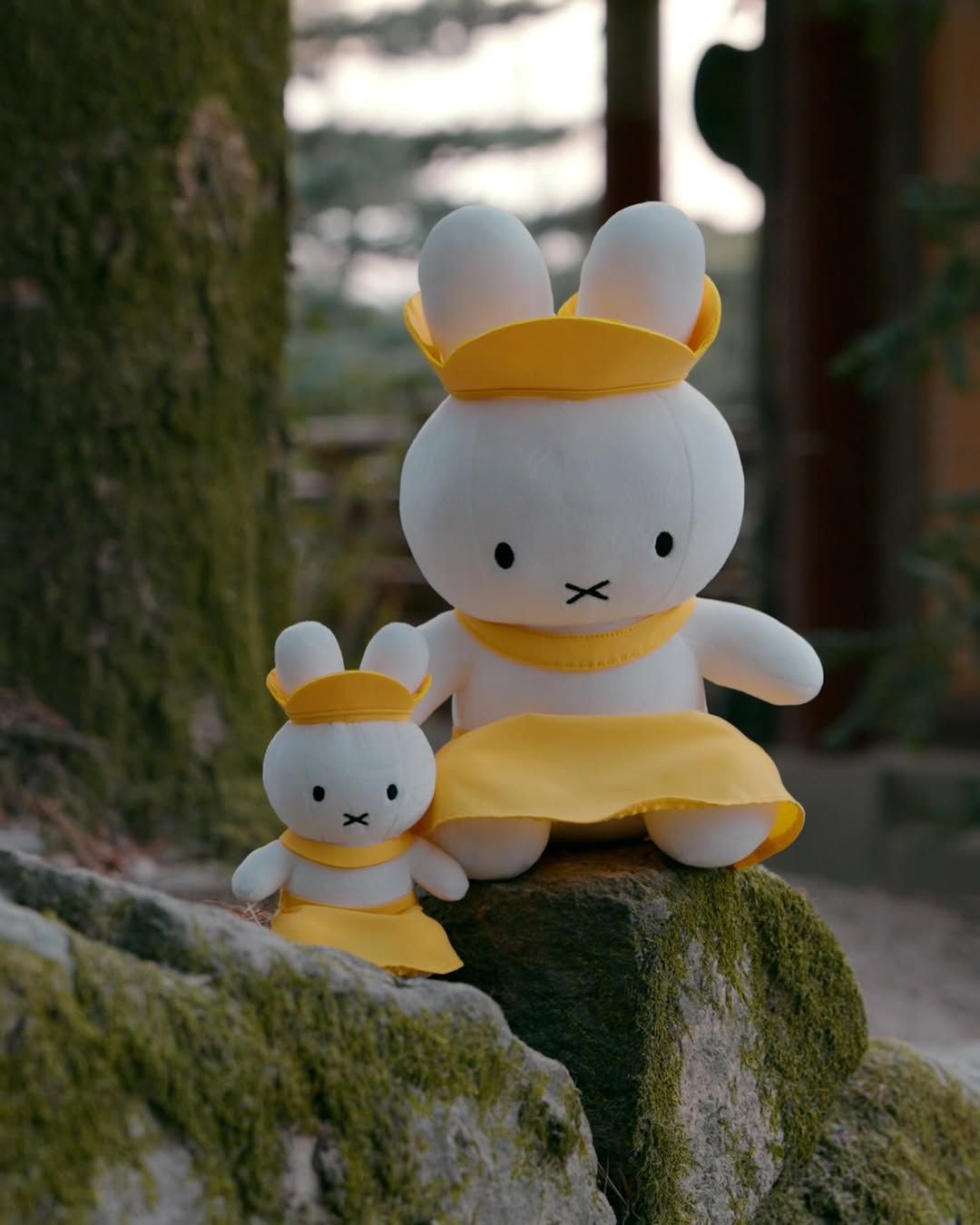 '경주미피하우스' 금박 문양 한복을 입은 미피 / 업체 제공