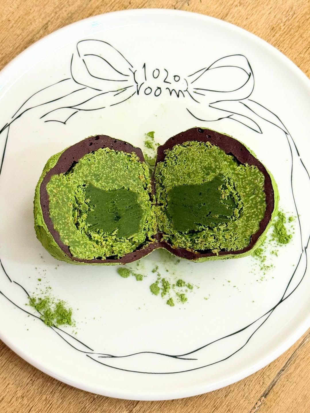 사진/ '1020룸' 인스타그램