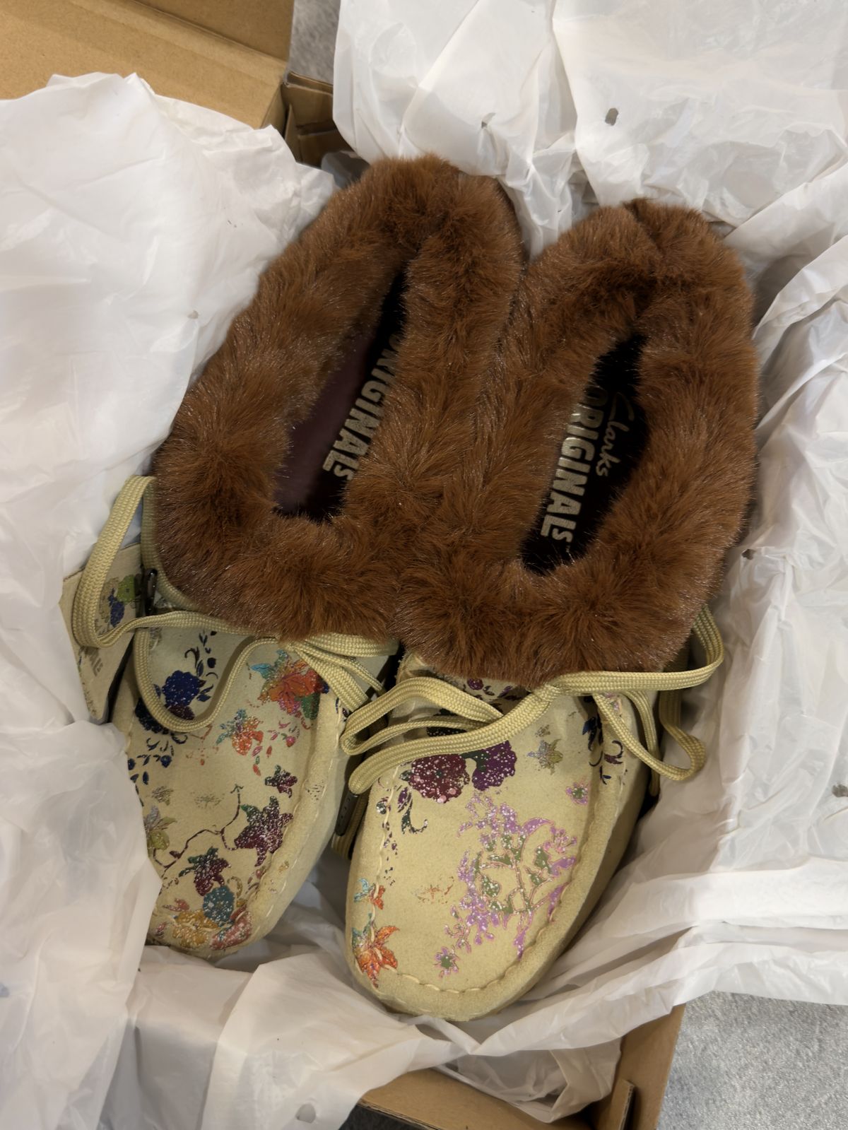 더디 X 클락스 커스텀 에디션 