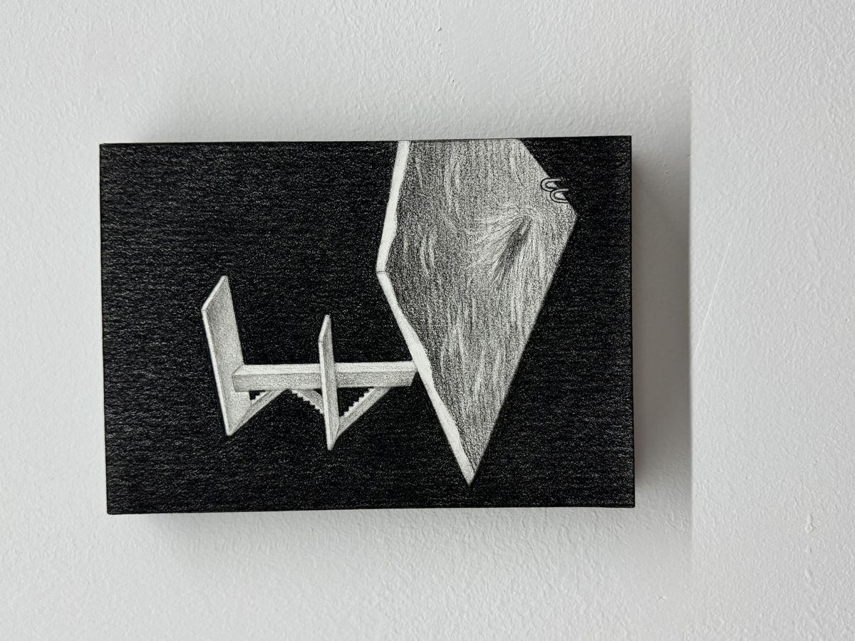 무진형제, <긍지의 날>, 2025, 24개의 판넬에 콩테 드로잉, 각 22.7 x 15.8 cm. 사진: 고영진