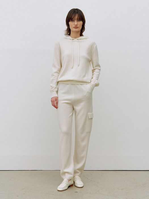 마레 디 마리 카고 포켓 니트 조거 팬츠 36만원대(출처: 브랜드 제공)