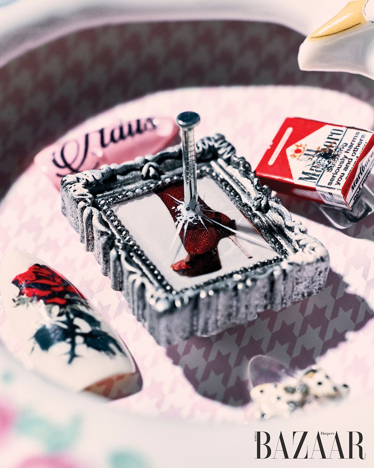 여성 내면의 다양성을 담은 김서울의 시그니처 네일 아트.