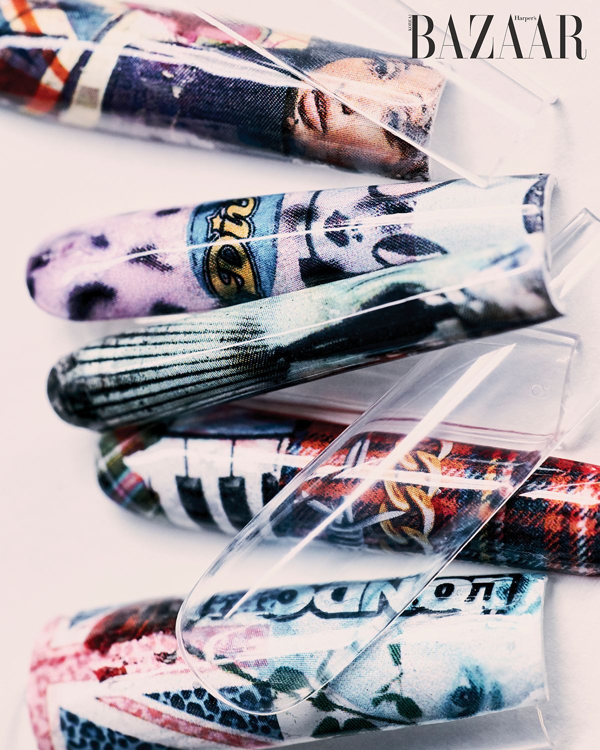 런던에서 영감 받은 네일 아트.