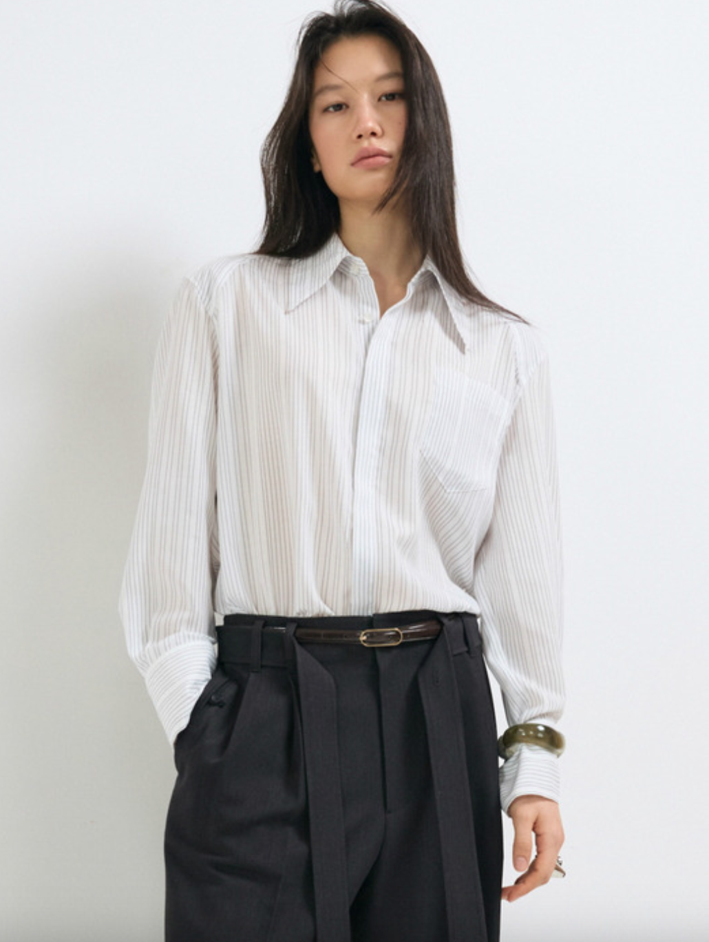 르하스 시그니처 스트라이프 화이트 셔츠 14만2천원대