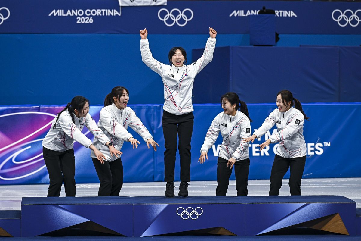 쇼트트랙 3000m 여자 계주 은메달 심석희, 노도희, 최민정, 김길리 선수