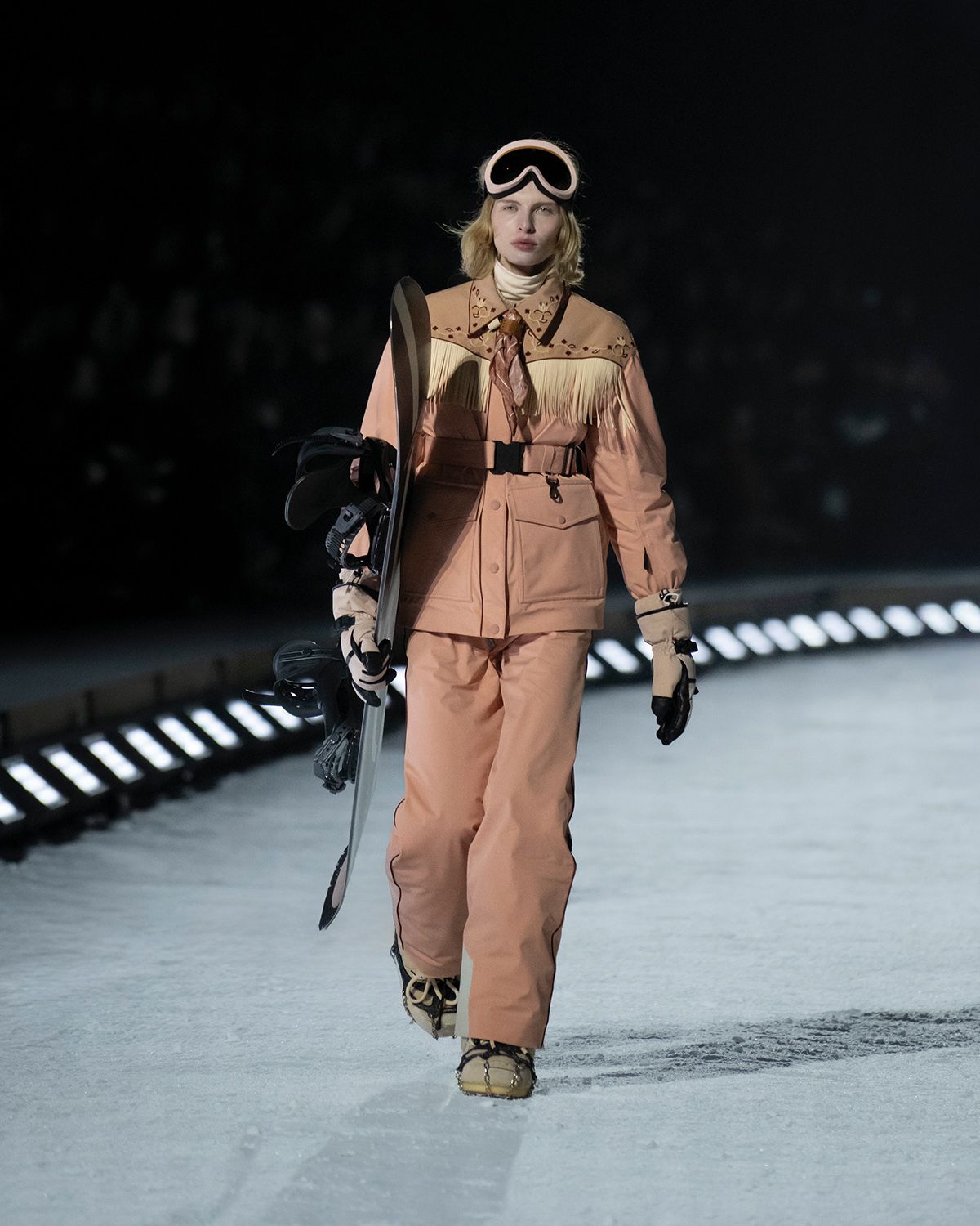 자연을 향한 변함없는 애정을 바탕으로, 미국과 유럽의 산악 문화가 하나가 된 2026 F/W 몽클레르 그레노블 컬렉션.