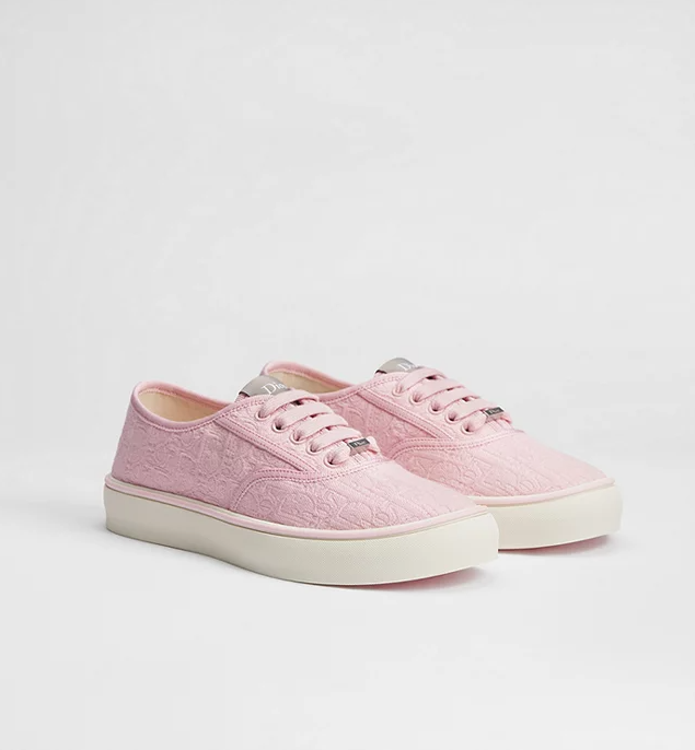 디올 솔트윈드 스니커즈 135만원