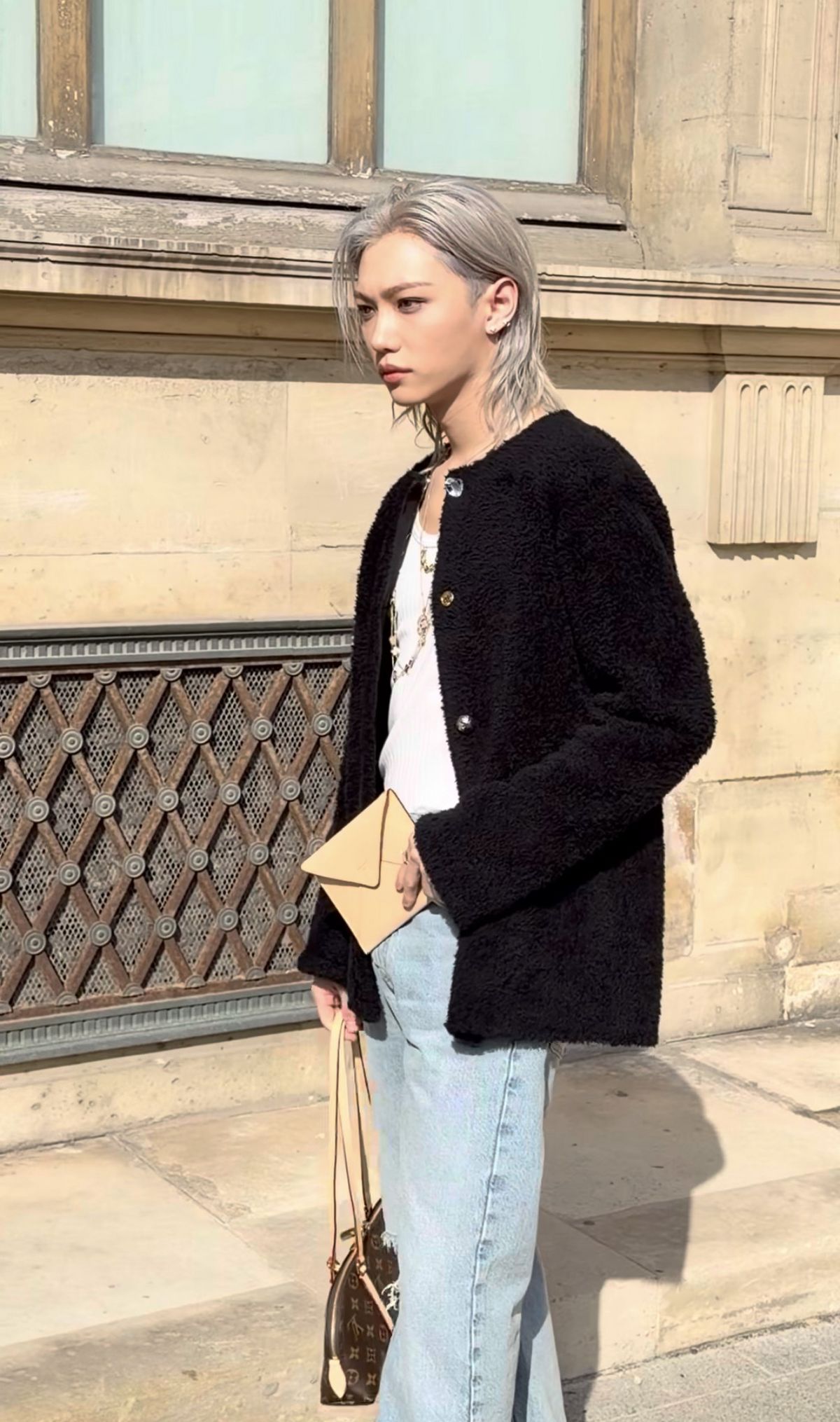 루이 비통 쇼에 참석한 스트레이 키즈 필릭스