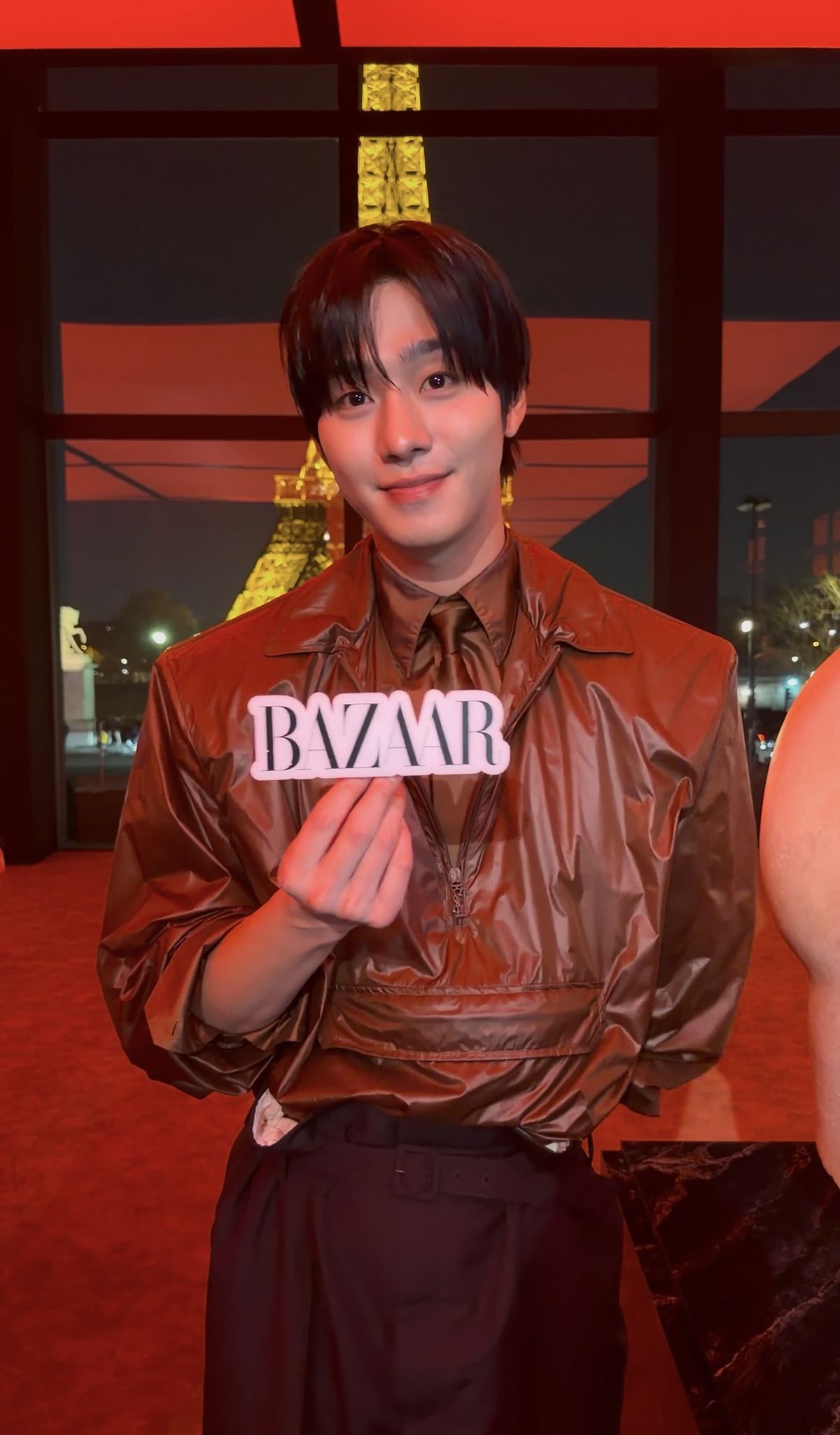 생 로랑 쇼에 참석한 배우 안효섭