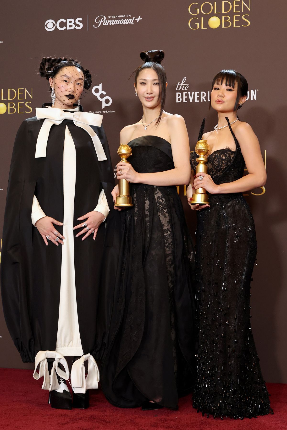 그래미 시상식 후보에 올라 '케이팝 최초' 기록을 세운 주제곡 Golden을 부른 오드리 누나, 이재, 레이 아미.