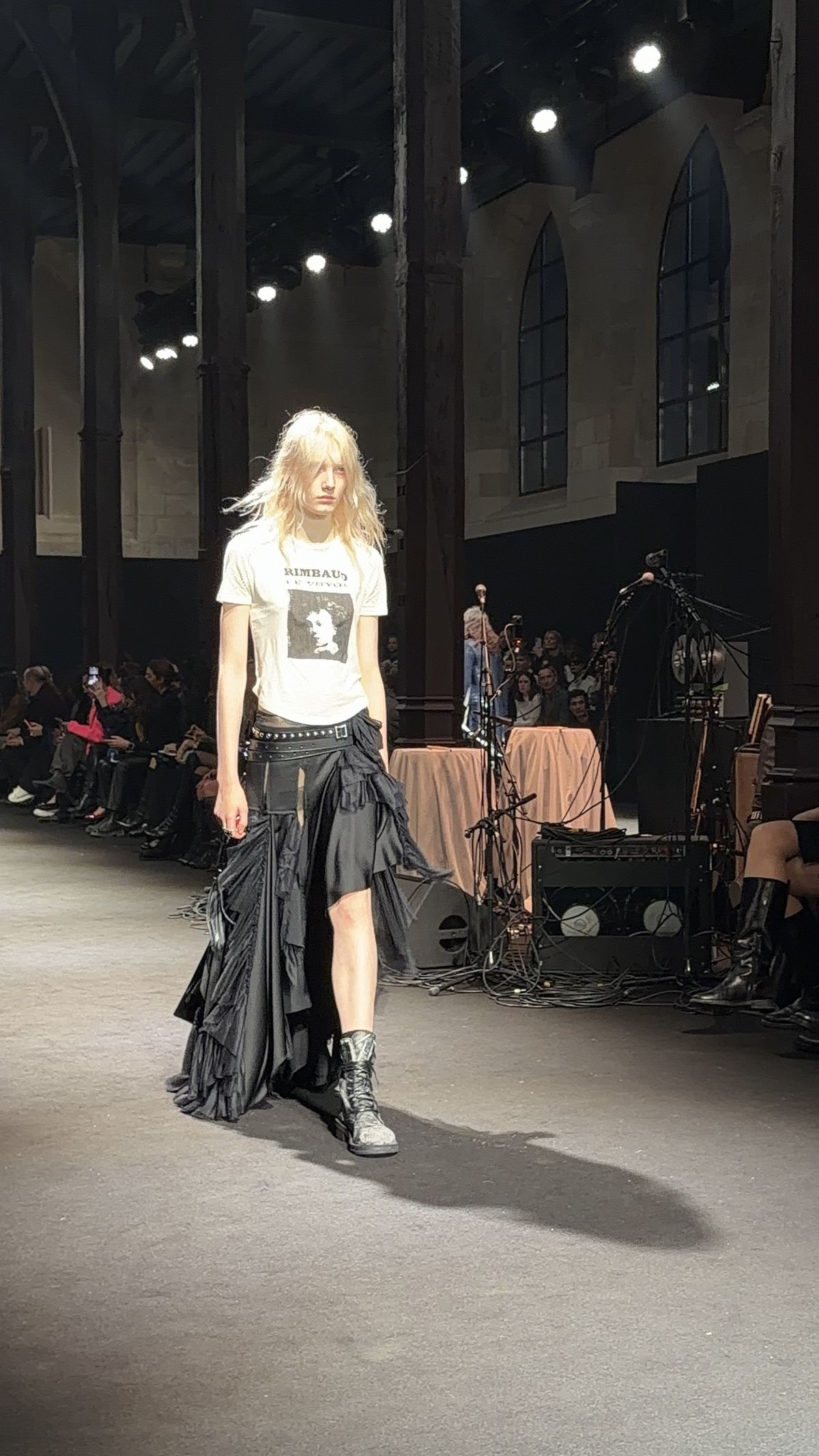  앤 드뮐미스터 'Dear Night Thoughts' 