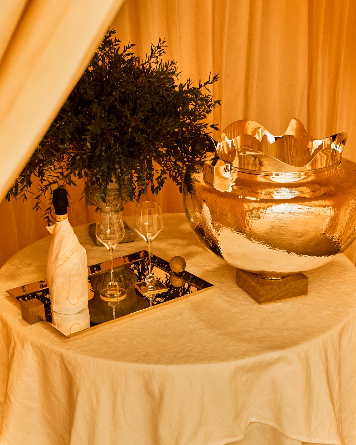 팝업 내부에 꾸며진 마스터피스 룸