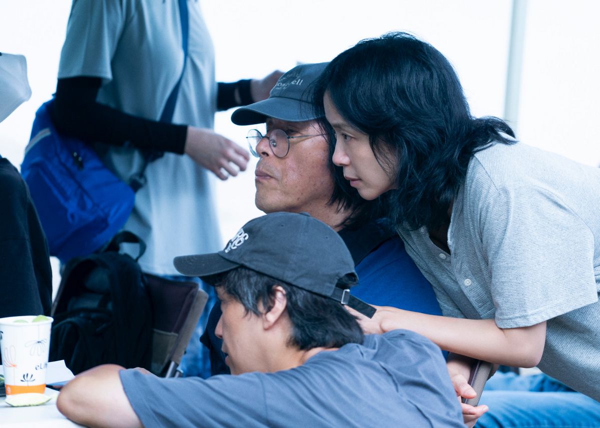 넷플릭스 영화 <가능한 사랑> 현장 스틸