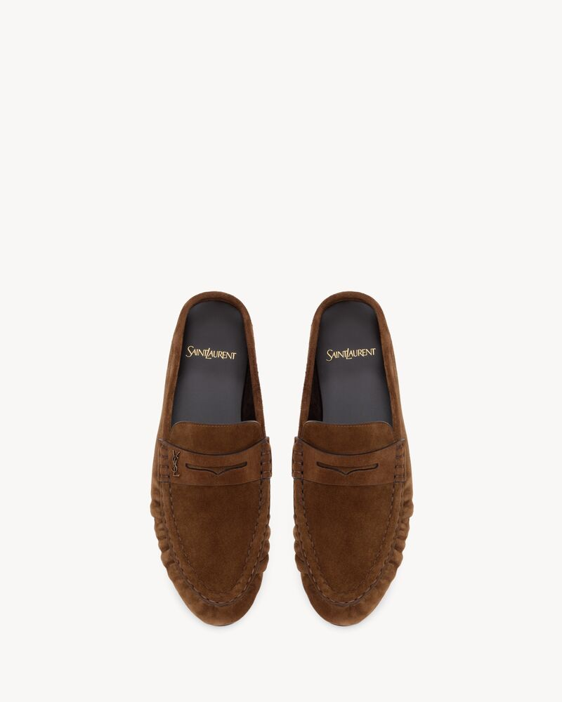 © Saint Laurent