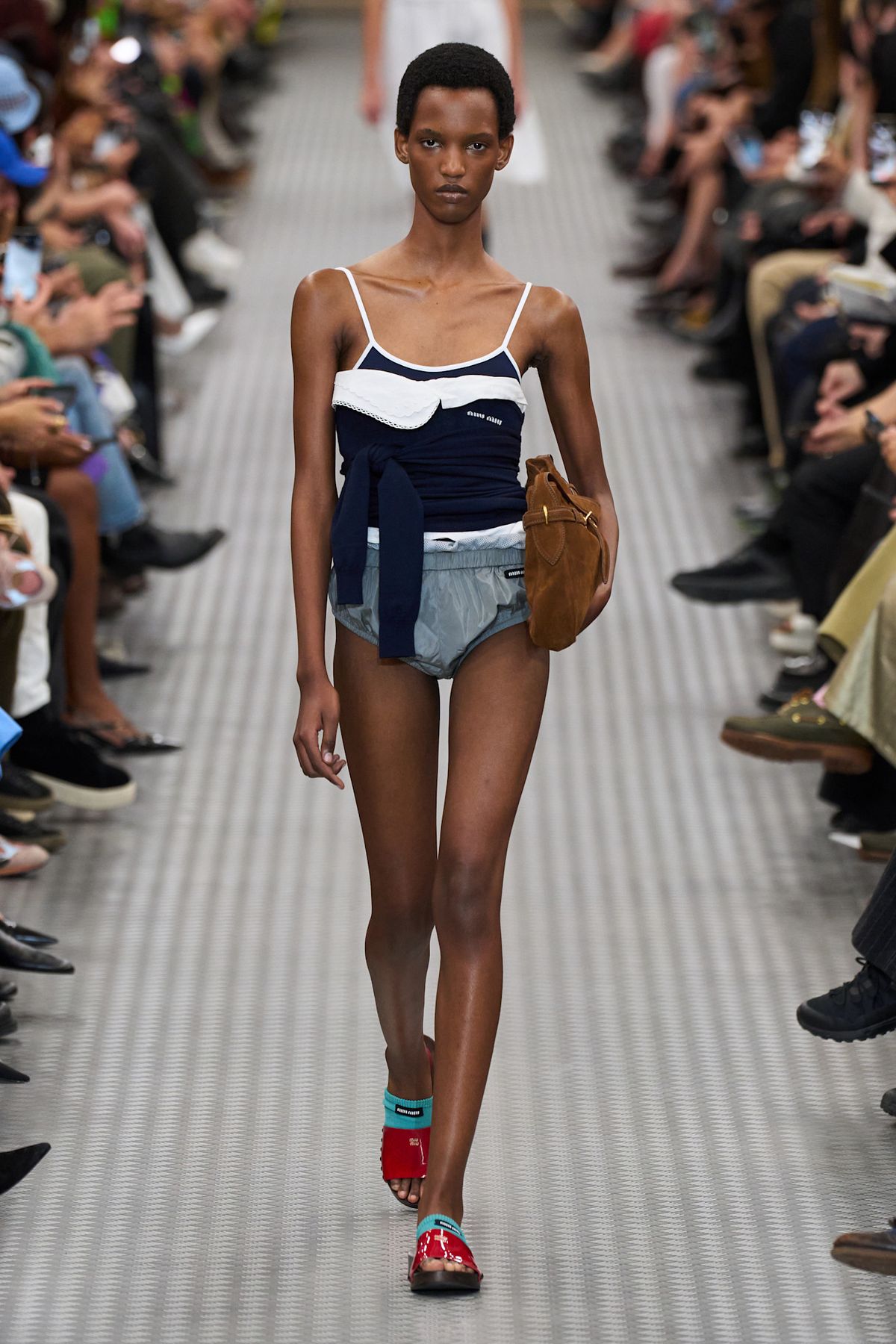 Miu miu 2025 S/S 컬렉션