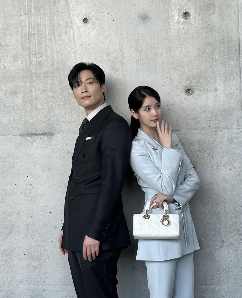 사진 / 아이유 SNS