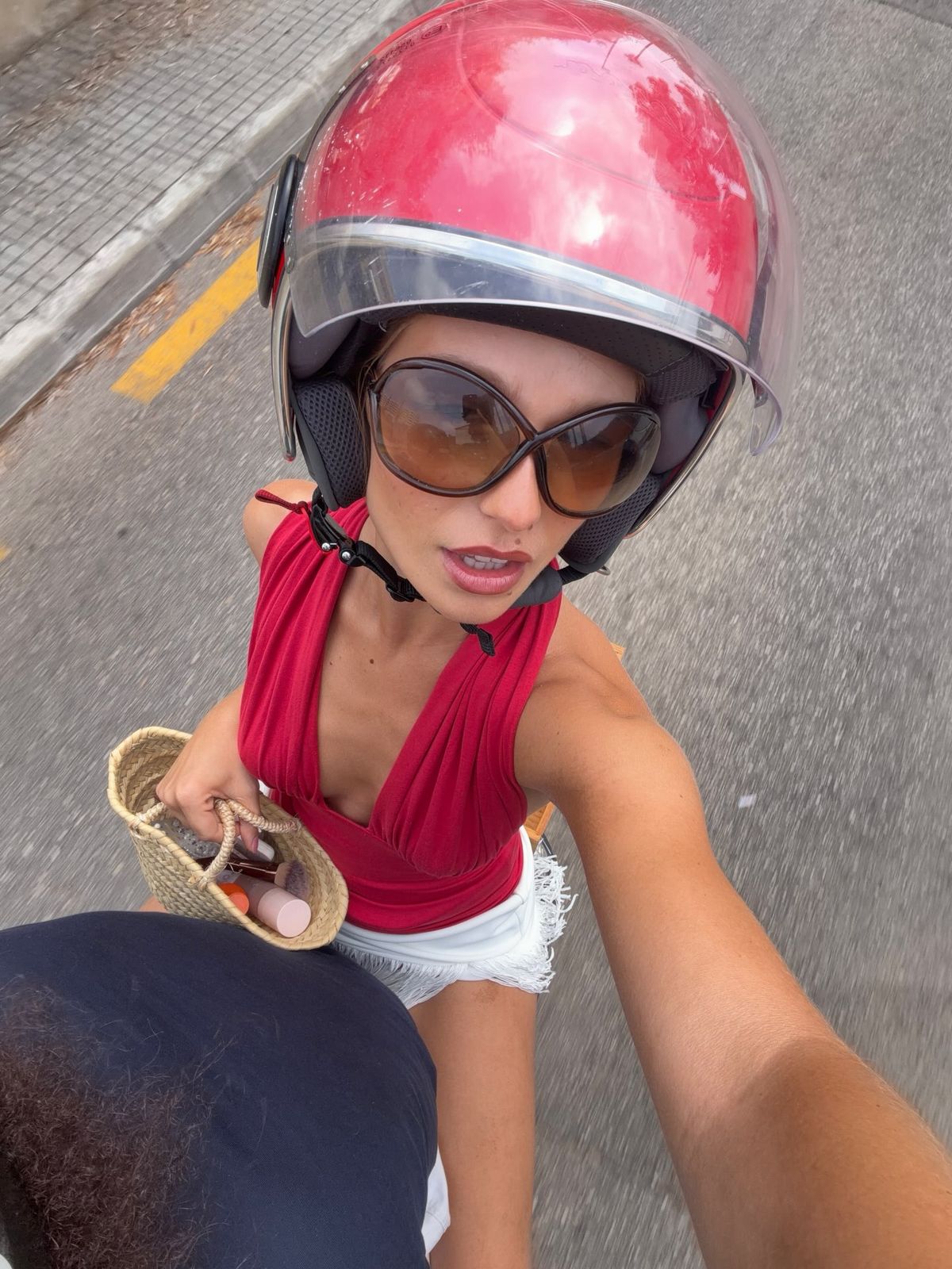@llolarosalie 