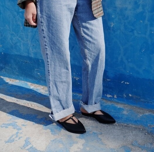 T strap mules