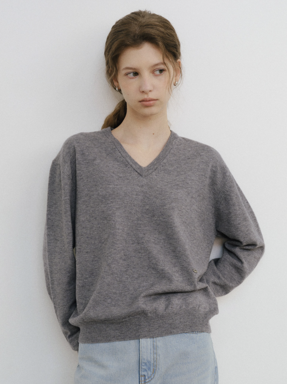 Washable V-neck knit