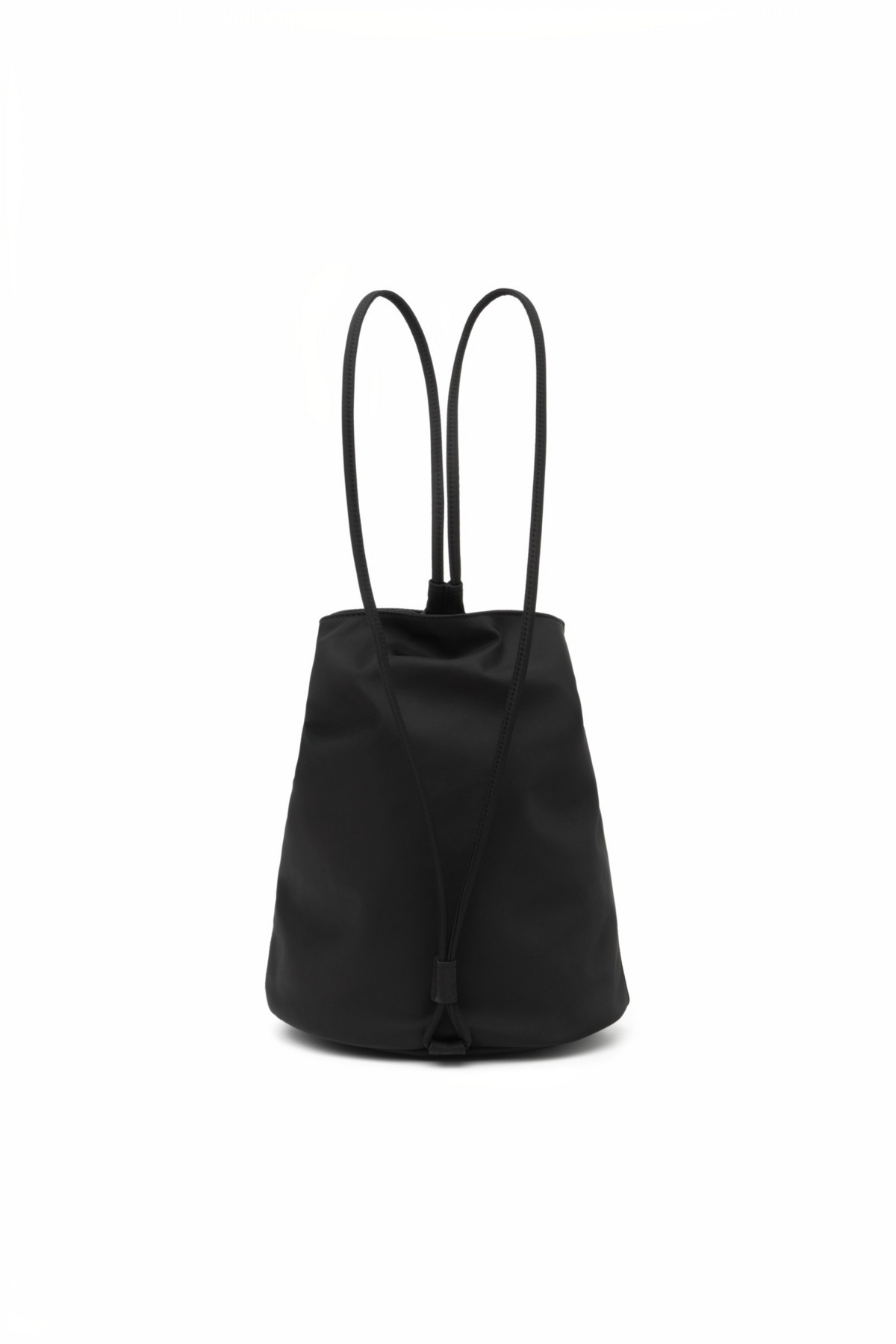 아밤,Nylon Pony Backpack 10만9천원.