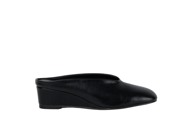 CLEAN CURVED WEDGE MULES