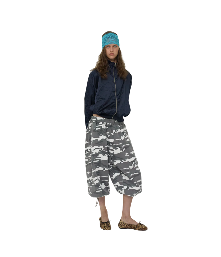 OVER-KNEE BALLOON SWEATPANTS WHITE CAMO