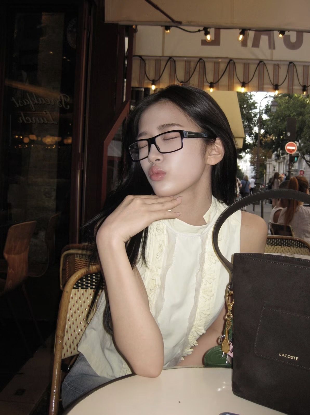 사진 / 안유진 인스타그램