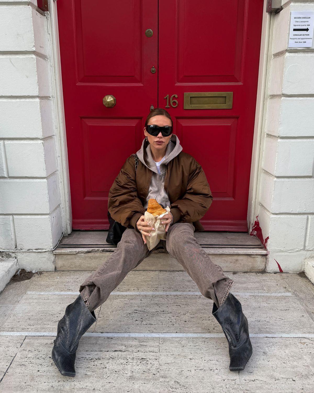 @whatgigiwears