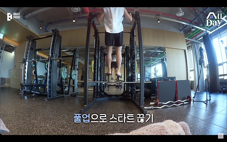 YouTube @bangtan TV