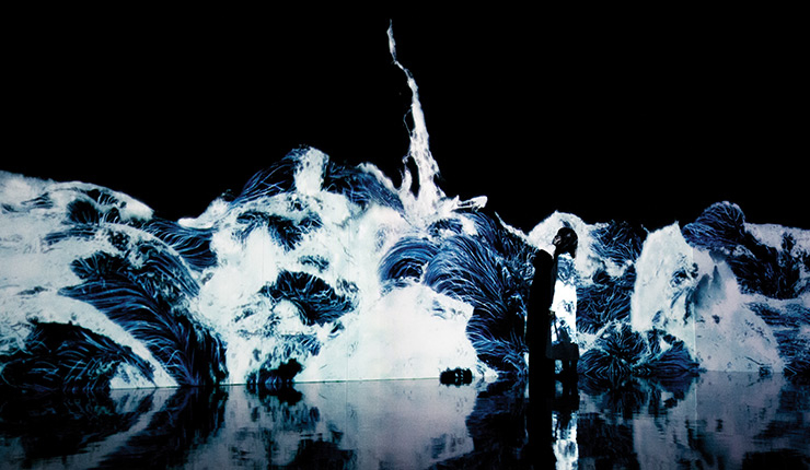 teamLab, Black Waves: Immersive Mass ⓒteamLab 