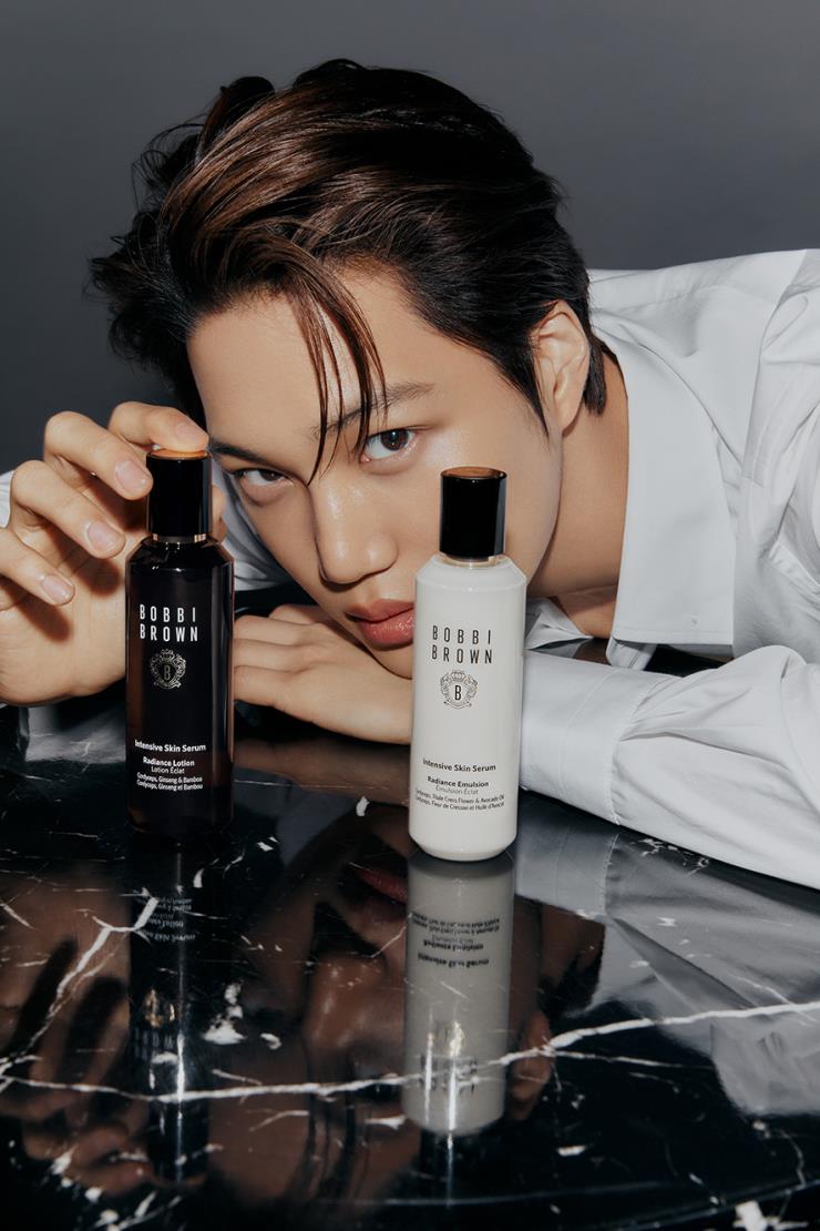 BOBBI BROWN 모델이 된 엑소 카이