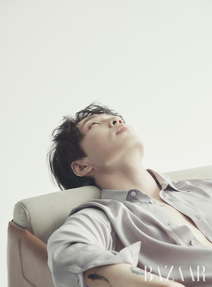 셔츠는 Kimseoryong.