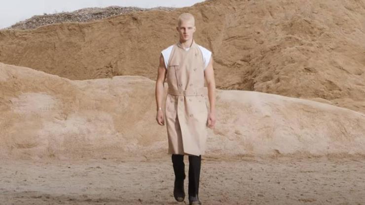 BURBERRY S/S 2022