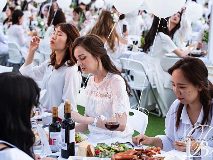 사진 / 디네앙블랑 홈페이지