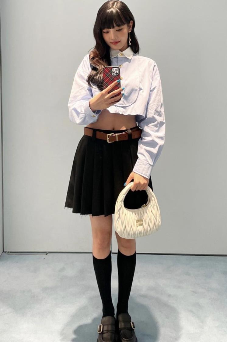  Instagram @min.nicha