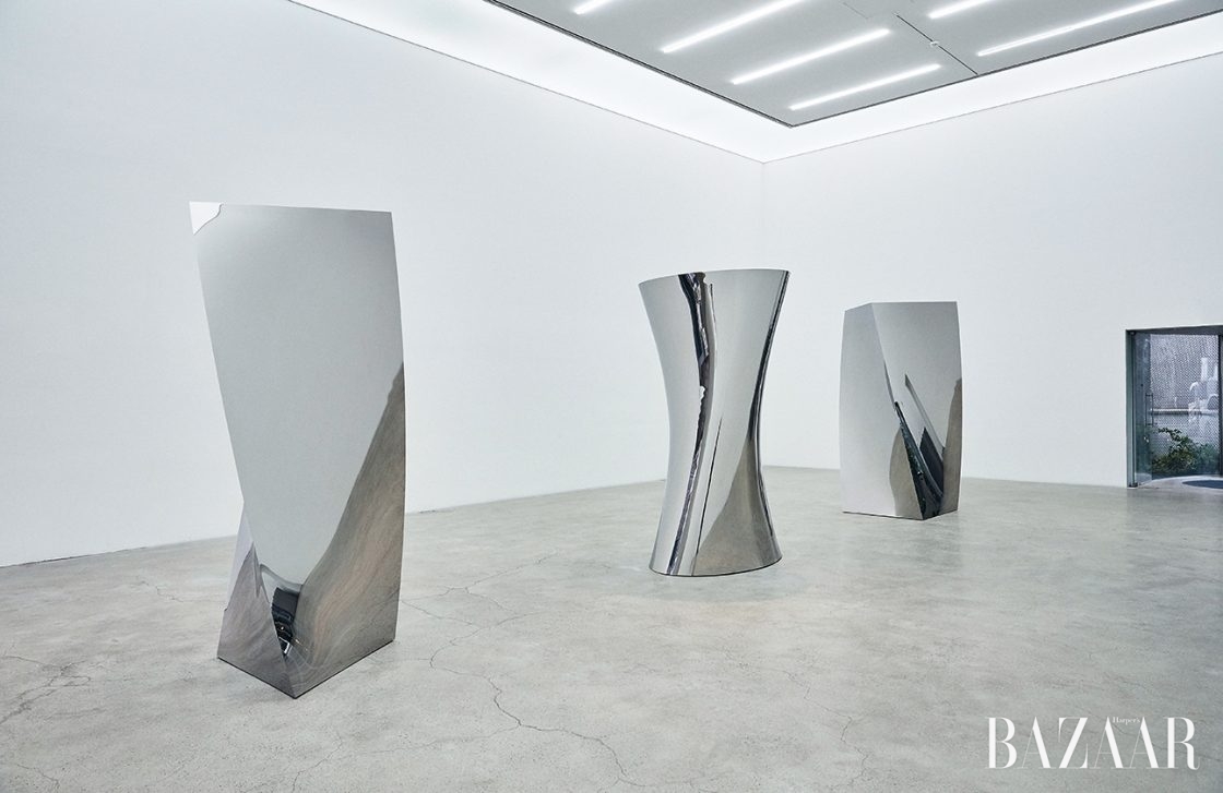 ＇Non-Object(Oval Twist, Door, Square Twist)＇, Stainless Steel, 250x128x150cm, 281.3x118.1x118.1cm, 250x144x100cm, 2008