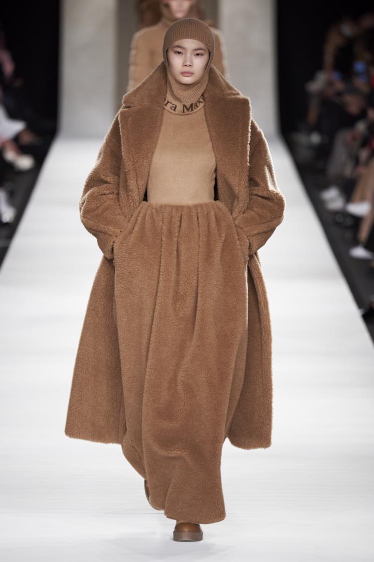 MAX MARA