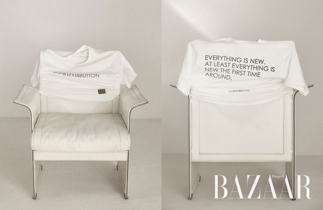 와 푸시 버튼의 로고를 위트 있게 변형한 ‘푸시바자버튼’ 티셔츠는 Push BUTTON 제품.