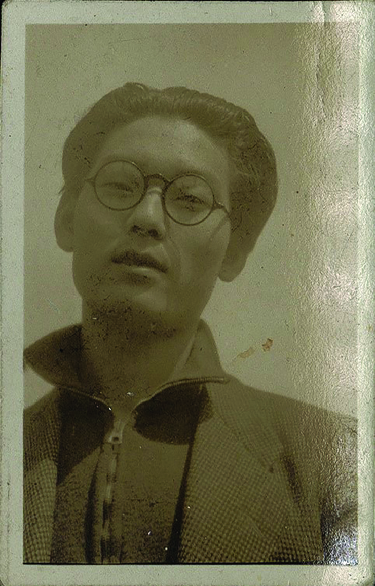 김환기 사진(1937년 4월 일본 유학과 활동을 마치고 귀국 직전의 모습). © Whanki Foundation·Whanki Museum