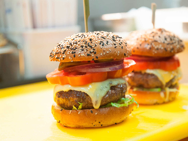 TOMMY HILFIGER SS19 PARIS FASHION WEEK