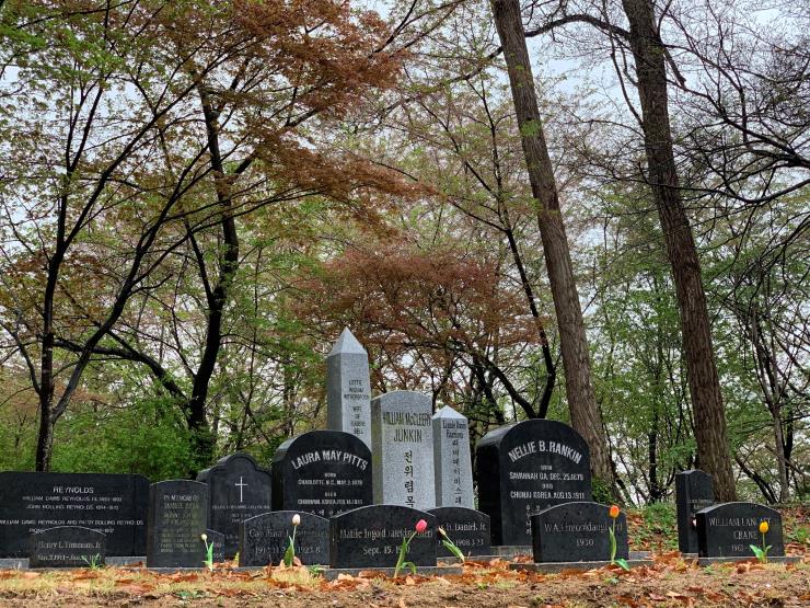 23인의 선교사가 묻힌 묘역