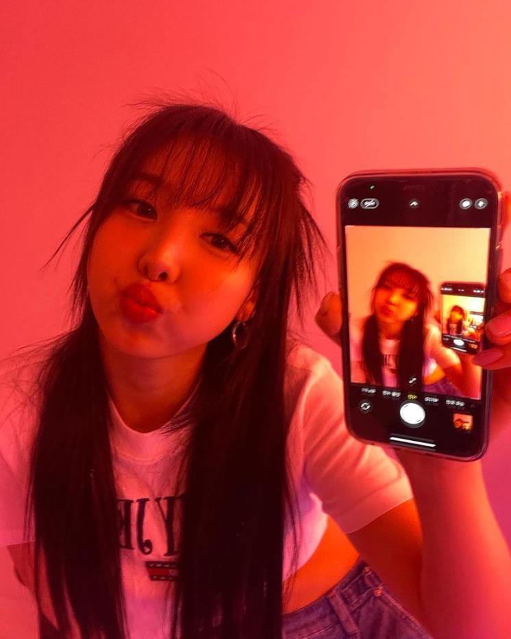 @nayeonyny