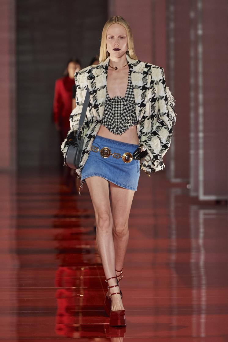 VERSACE