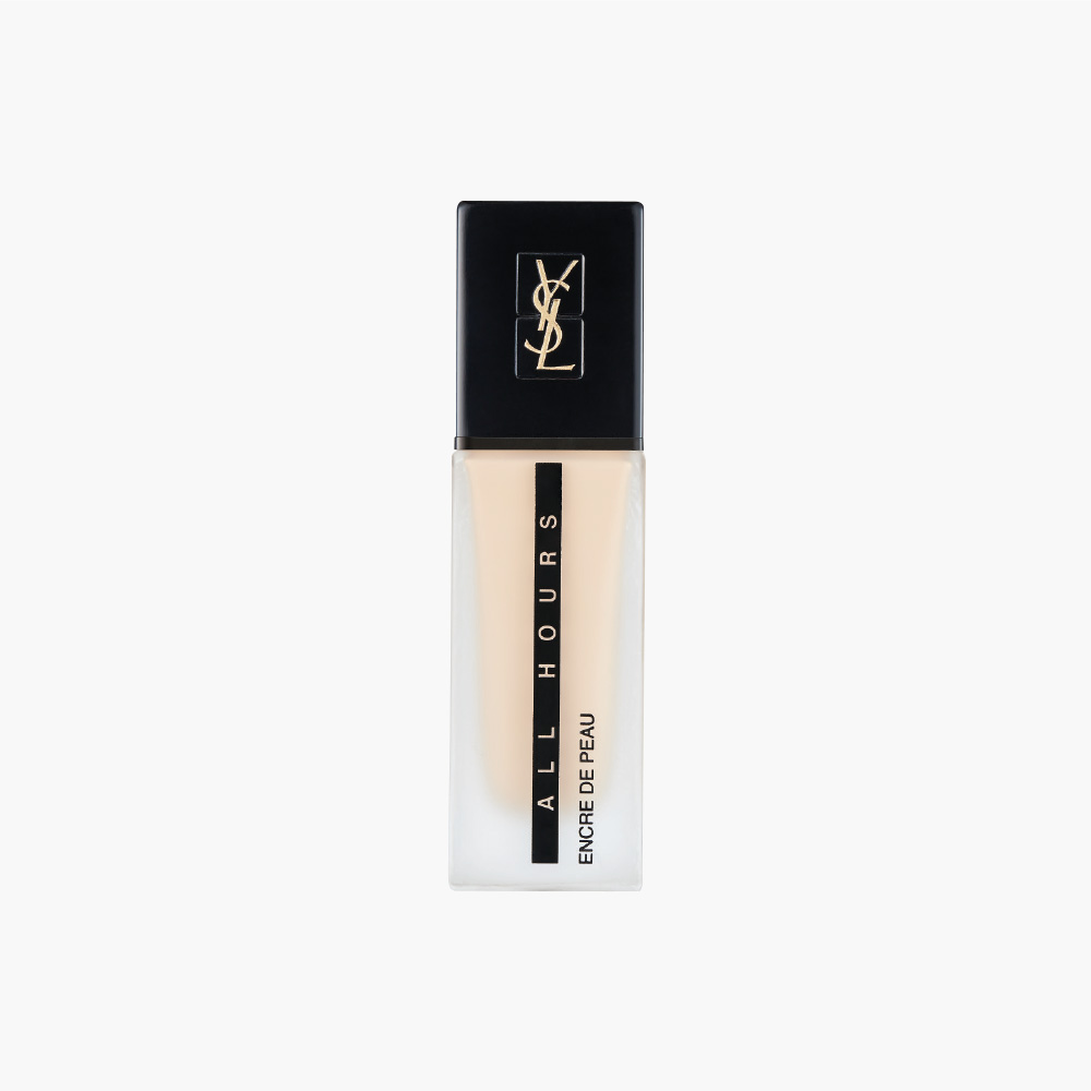 <strong>Yves Saint Laurent</strong> 올아워 파운데이션, B20 아이보리 7만9천원대.
