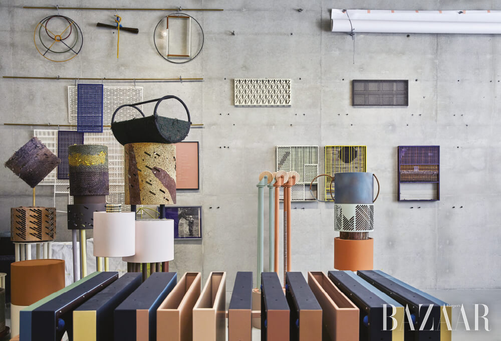 현재진행형인 작품들.